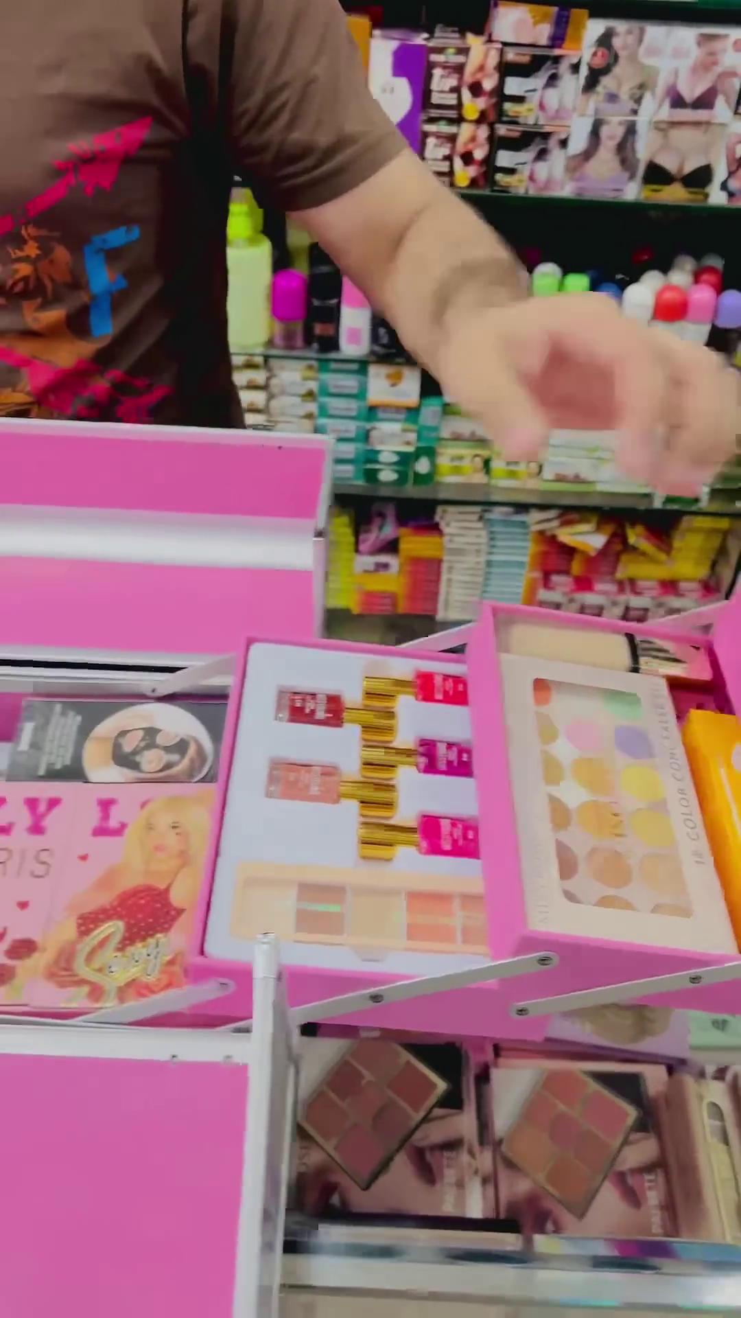 Bloom Glam Flower Makeup Box Set